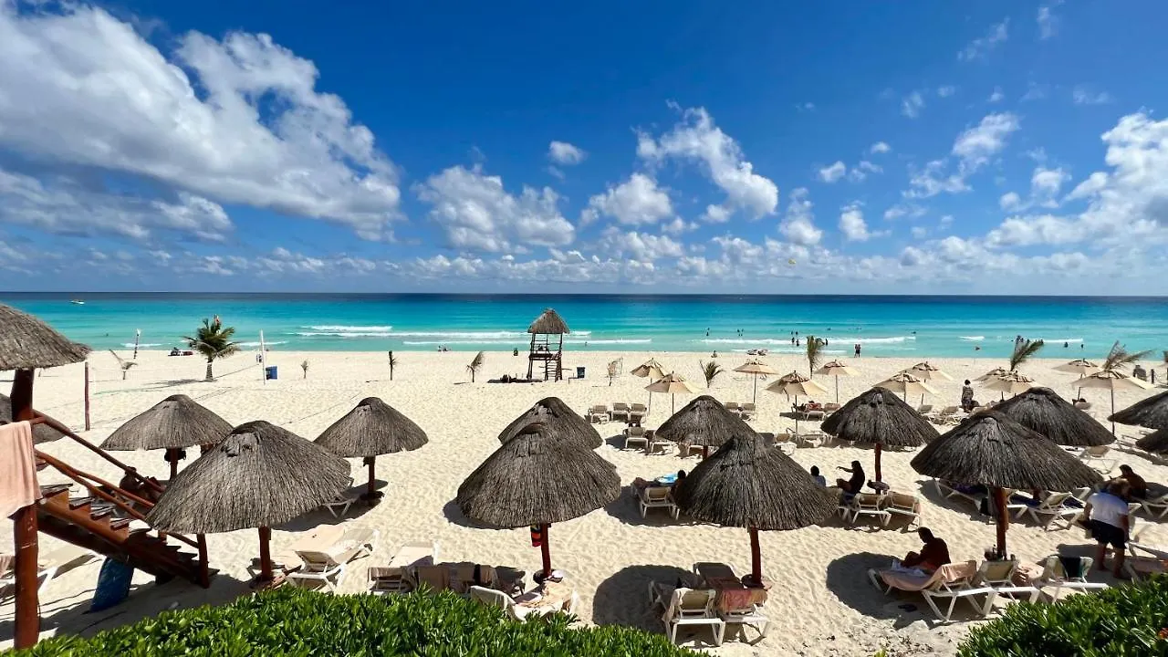 Xcanan Loft On Park Royal, The Best Area In Cancun Right On The Beach 0*,