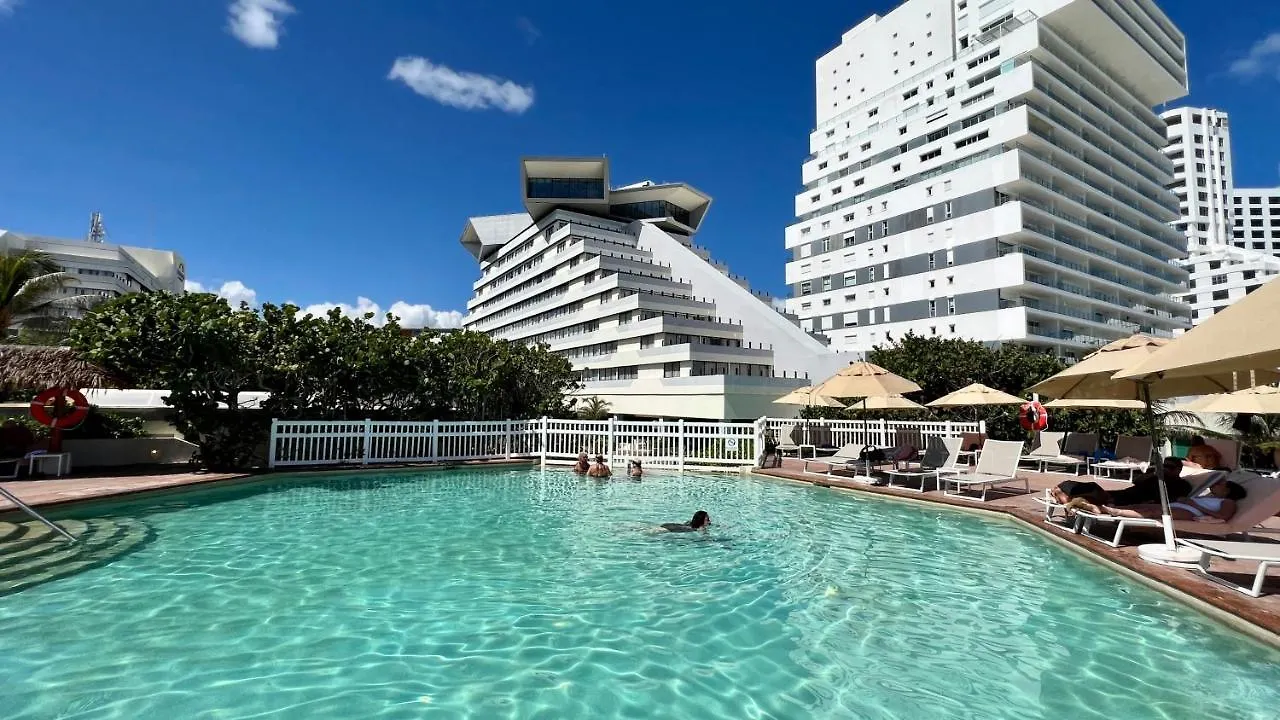 Xcanan Loft On Park Royal, The Best Area In Cancun Right On The Beach Messico