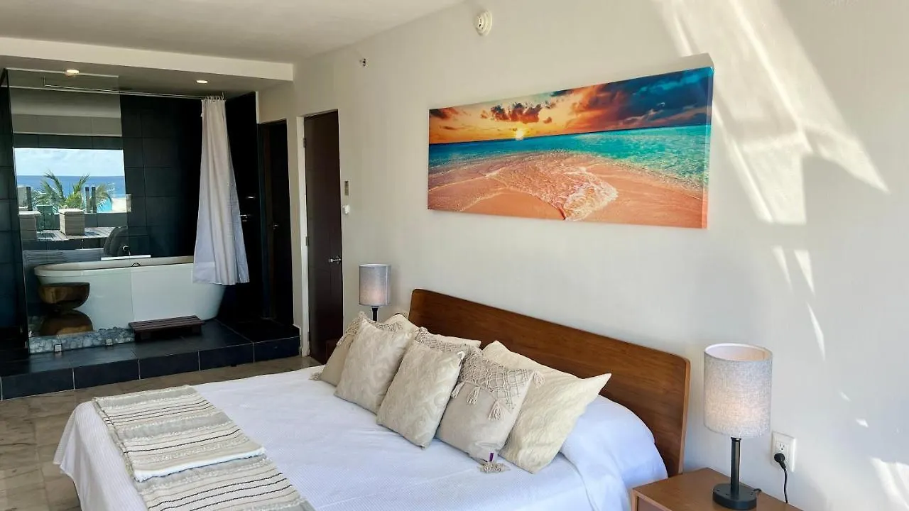 Xcanan Loft On Park Royal, The Best Area In Cancun Right On The Beach