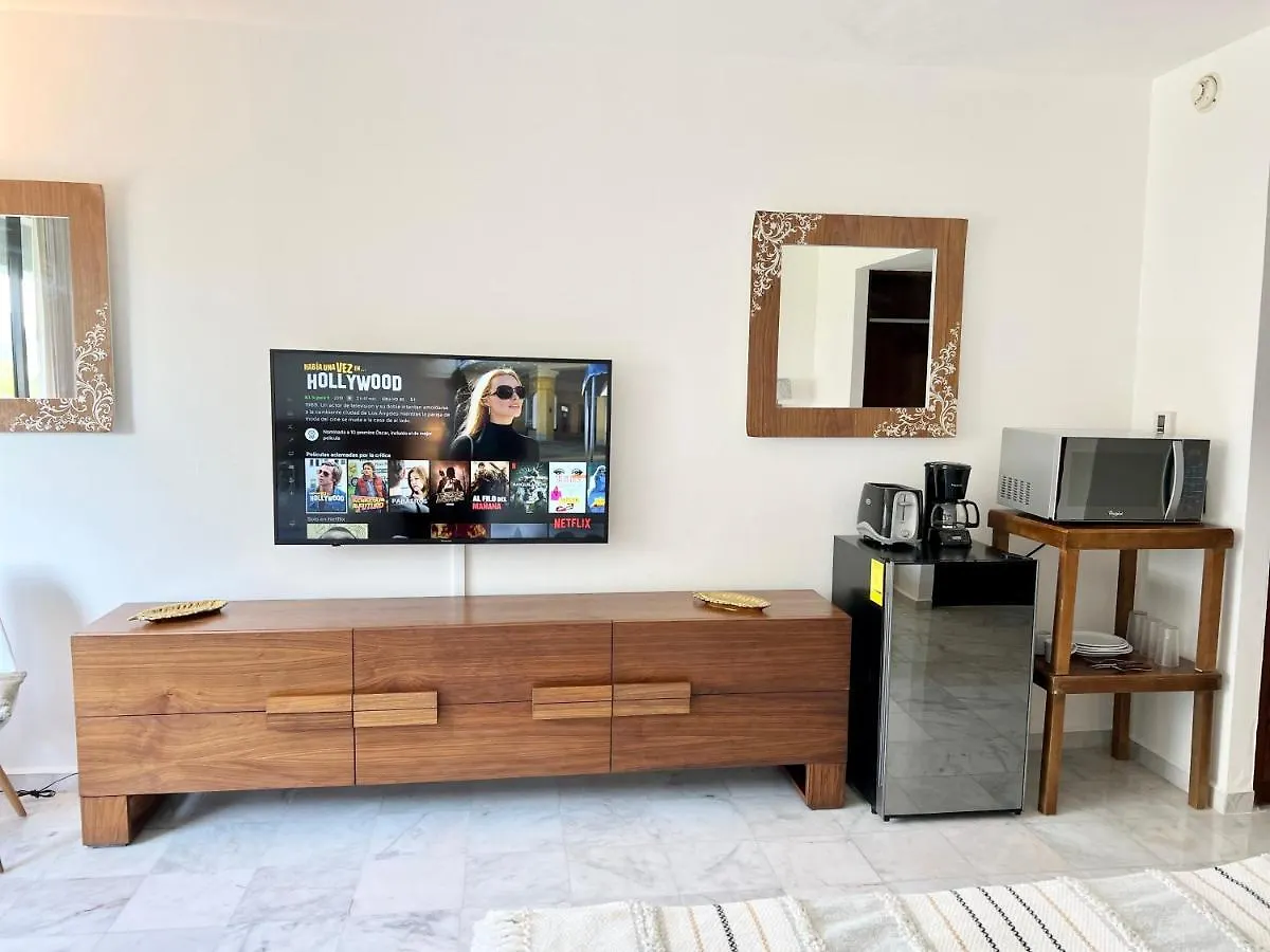 Xcanan Loft On Park Royal, The Best Area In Cancun Right On The Beach